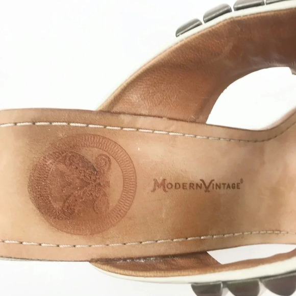 Modern Vintage Thammy Wedge - Picture 6 of 8